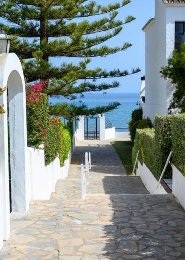 Beach Side Apartments Calahonda Sitio de Calahonda Exterior foto